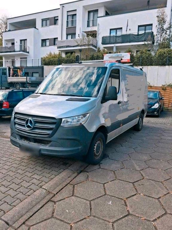 Image of Mercedes-Benz Sprinter
