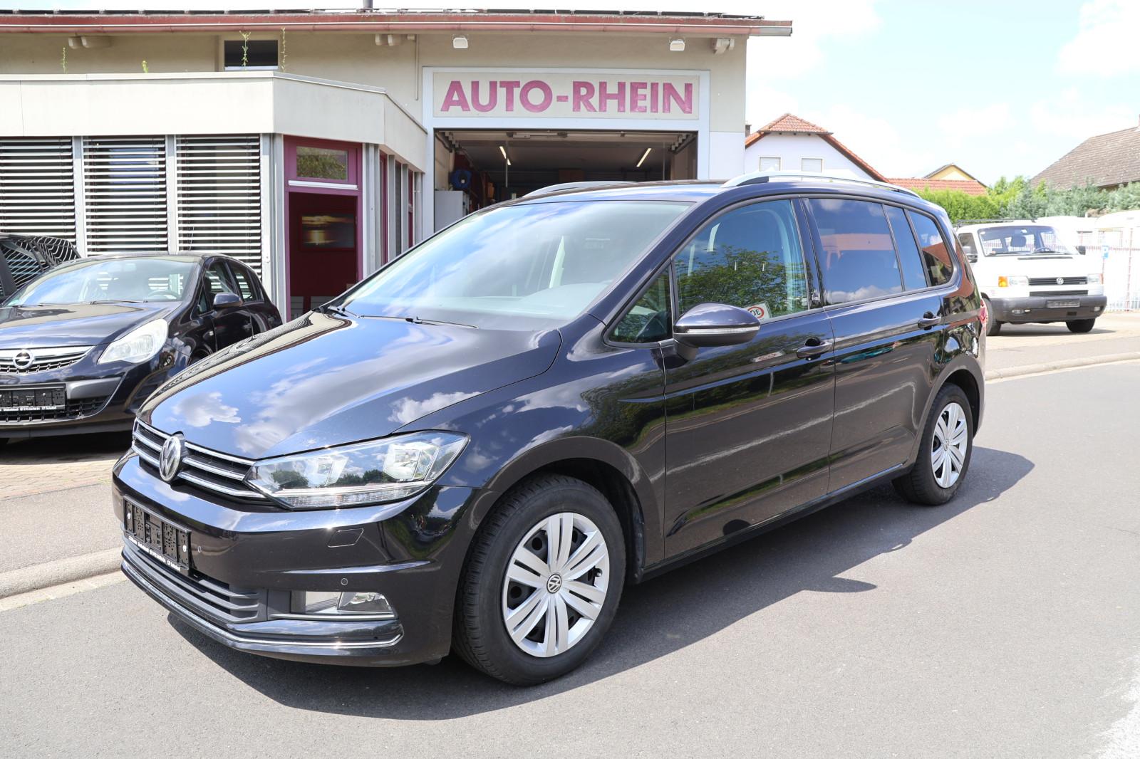 Volkswagen Touran Sound BMT ACC 7Sitze Navi TÜV Neu