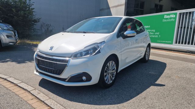 Peugeot 208 Allure* Navi *klimaautomatik* LED*