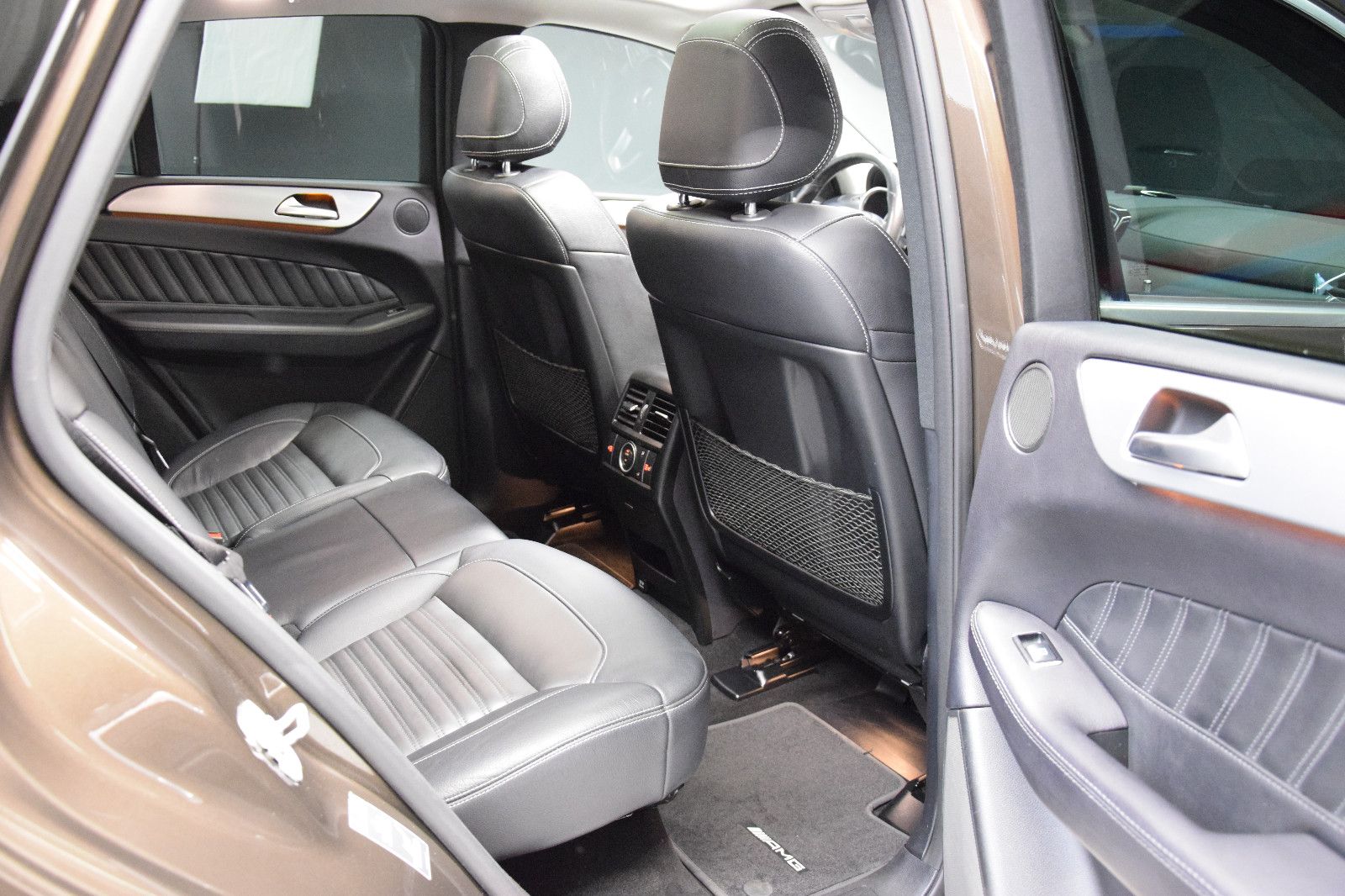Fahrzeugabbildung Mercedes-Benz GLE 350d Coupé 4Matic AMG Line Pano HuD h/k Dist