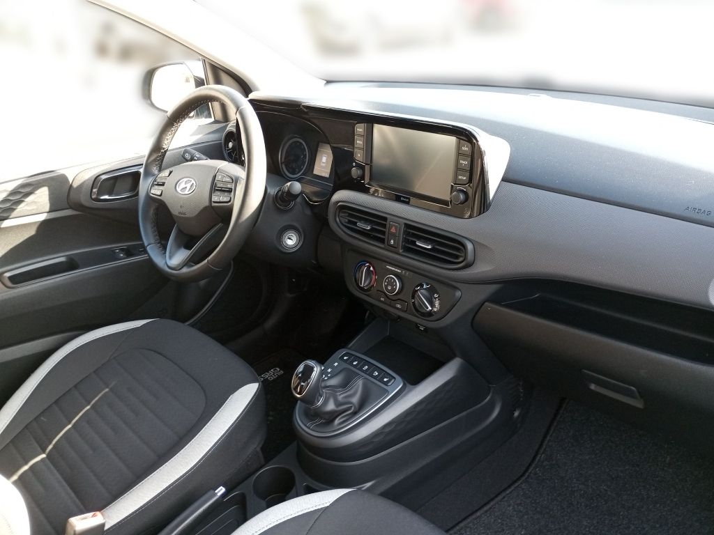 Fahrzeugabbildung Hyundai i10 1.2 Automatik Trend