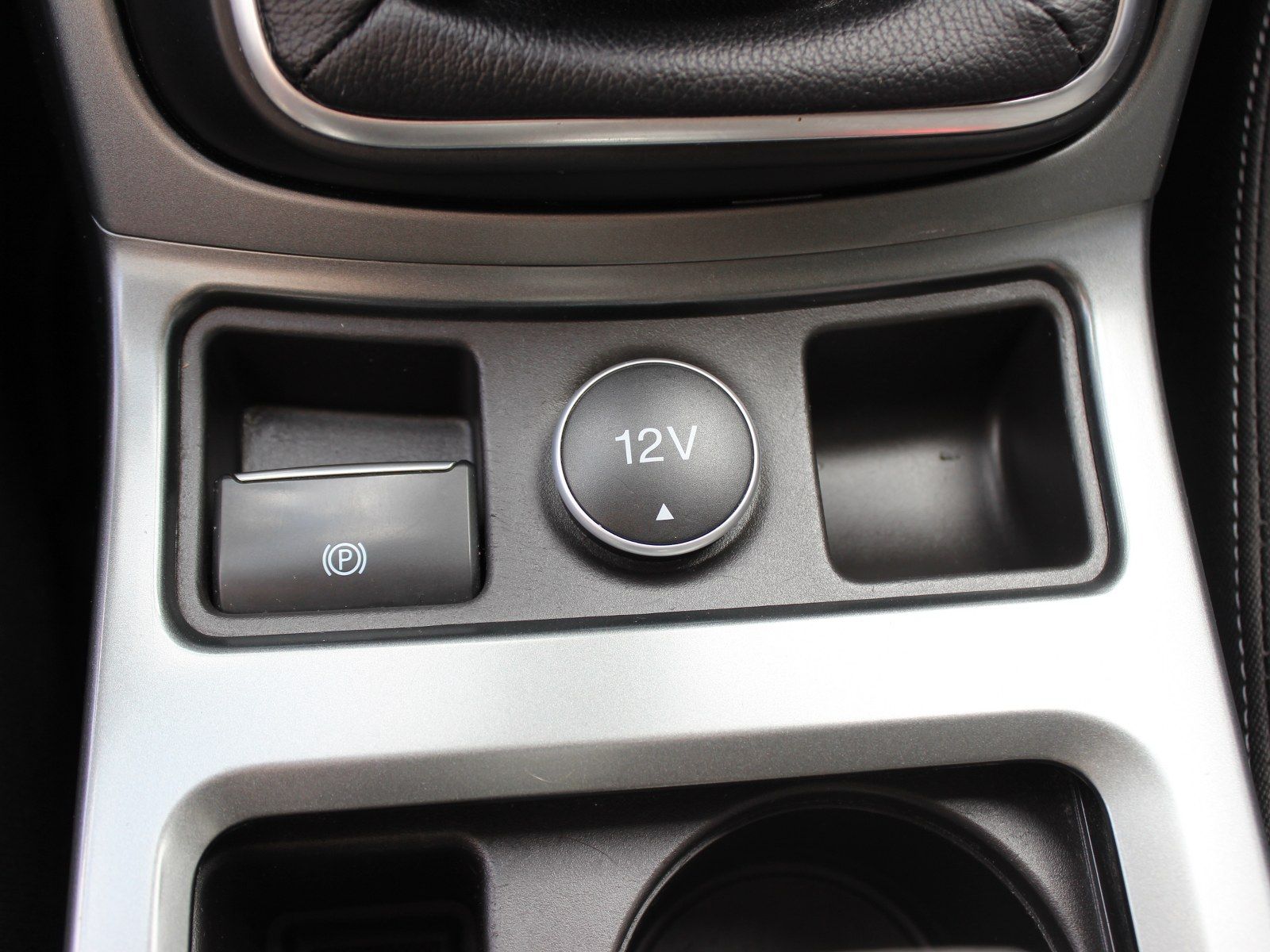 Fahrzeugabbildung Ford Kuga Cool & Connect 2,0 TDCi 4x2 Start/Stopp