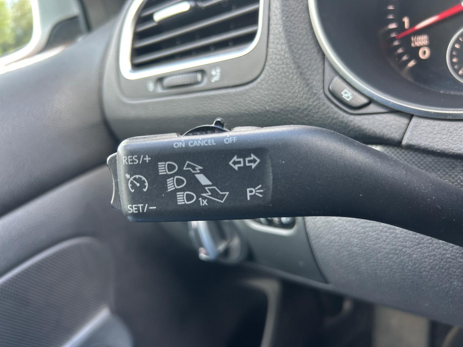 Volkswagen Golf 2012 — photo 14