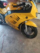 Suzuki RF 600 r - SUZUKI RF