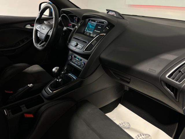 Ford Focus RS Recaro,Navi,Kamera,Sony,Brembo