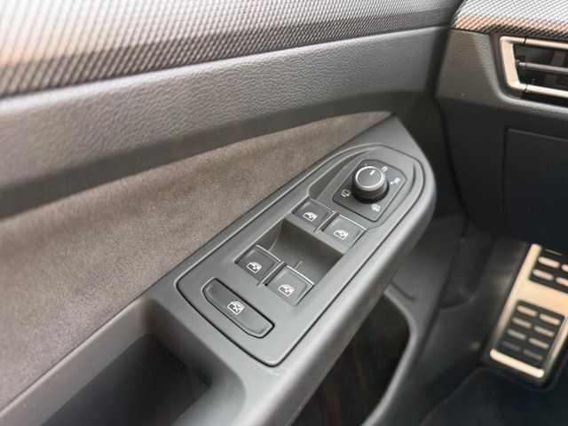 Golf GTI 8 VIII 2.0 TSI Navi HarmanKardon