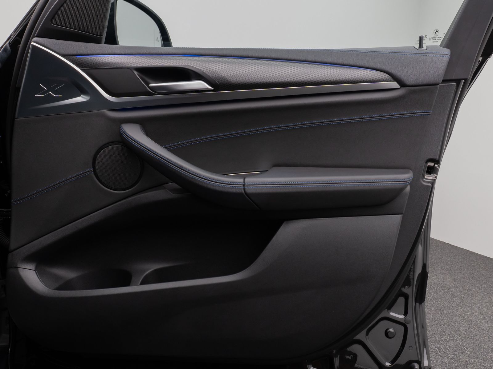 Fahrzeugabbildung BMW X3 xD30d M Sport Kamera Laser DAB HiFi AHK 20"
