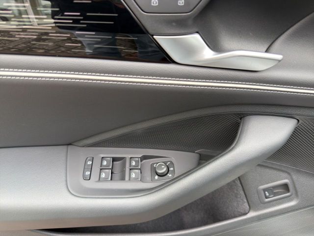 Passat Variant Elegance 2.0 TDI DSG Sportpaket