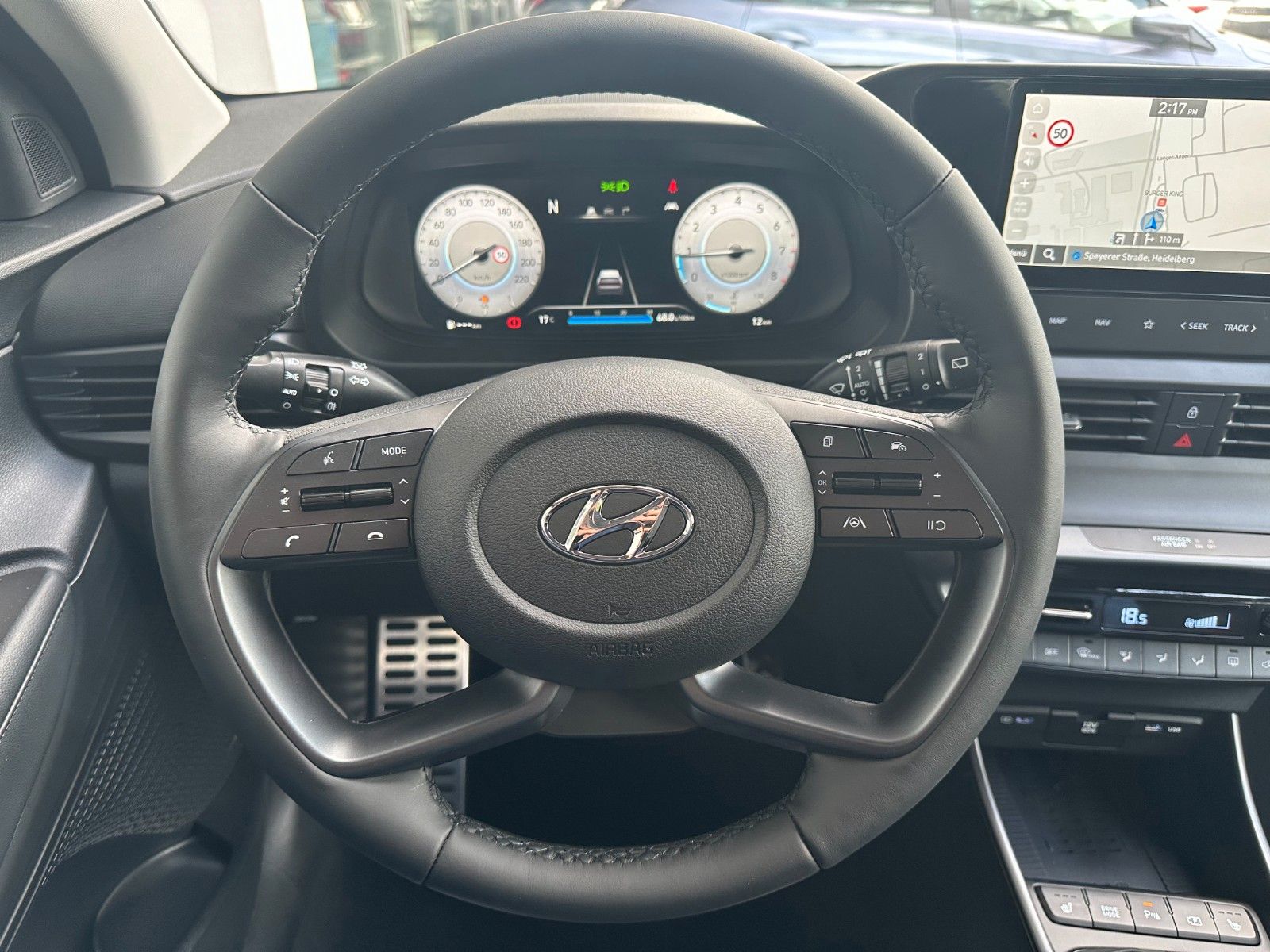 Fahrzeugabbildung Hyundai Bayon Prime 1.0l 120PS Navi/Bose!