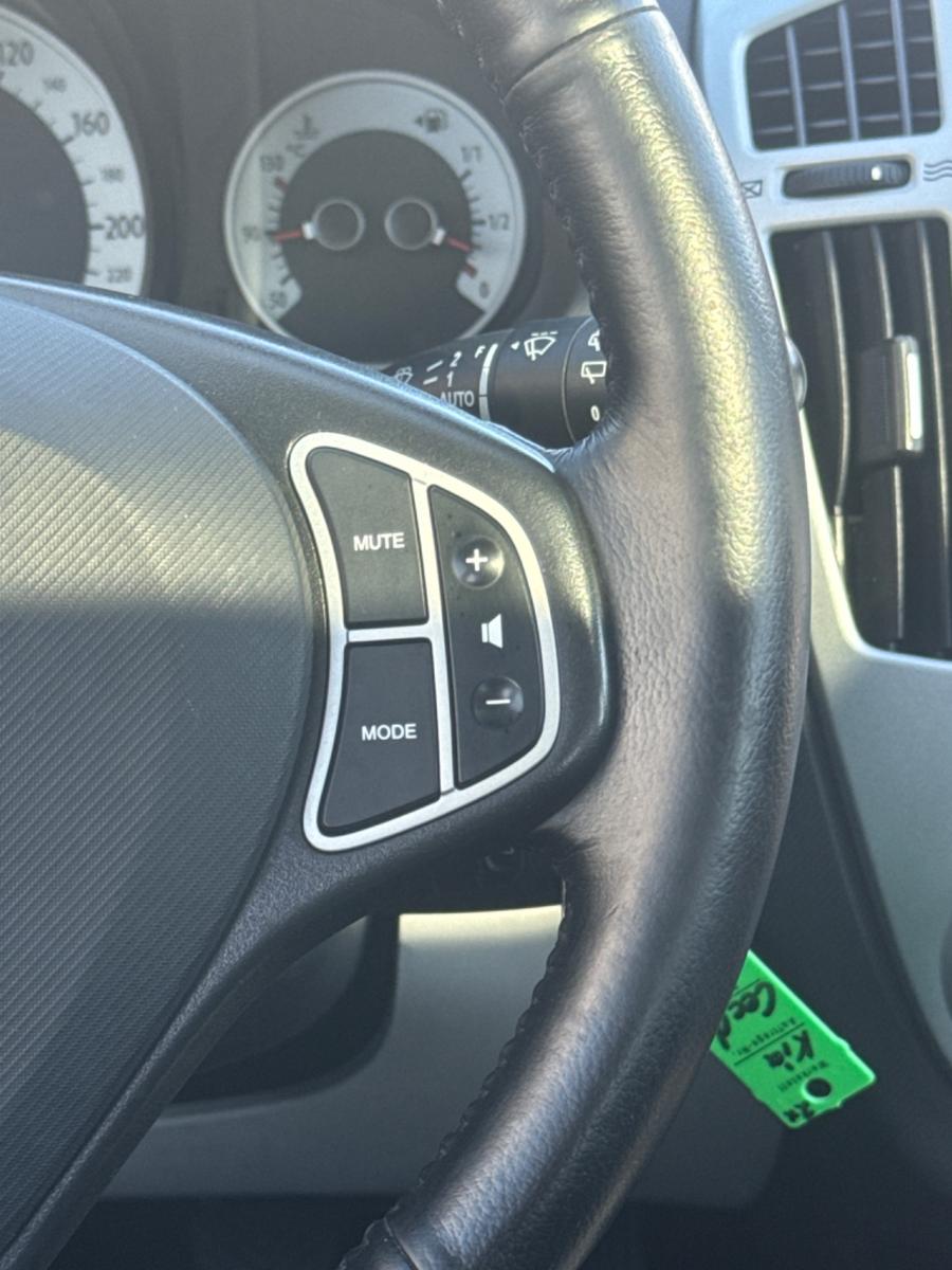 Kia cee'd*SHZ*PDC*Klima*Navi*Export*