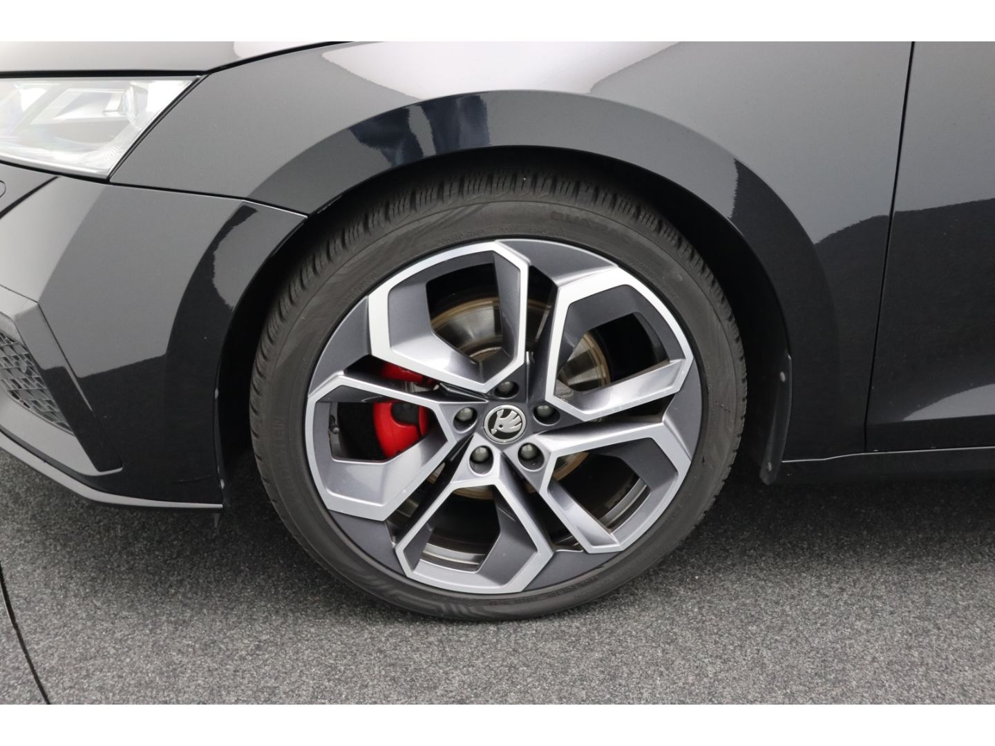 Fahrzeugabbildung SKODA Octavia Combi RS 4x4 AHK Memory ACC Canton Sound