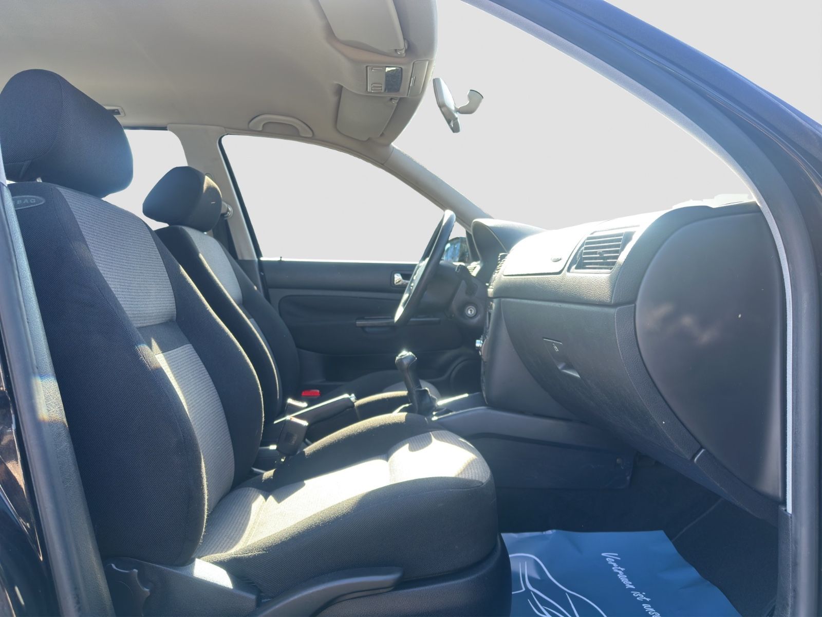 Fahrzeugabbildung Volkswagen Golf 1.4 Edition/Klimaauto./Sitzheizung/TÜV02.28
