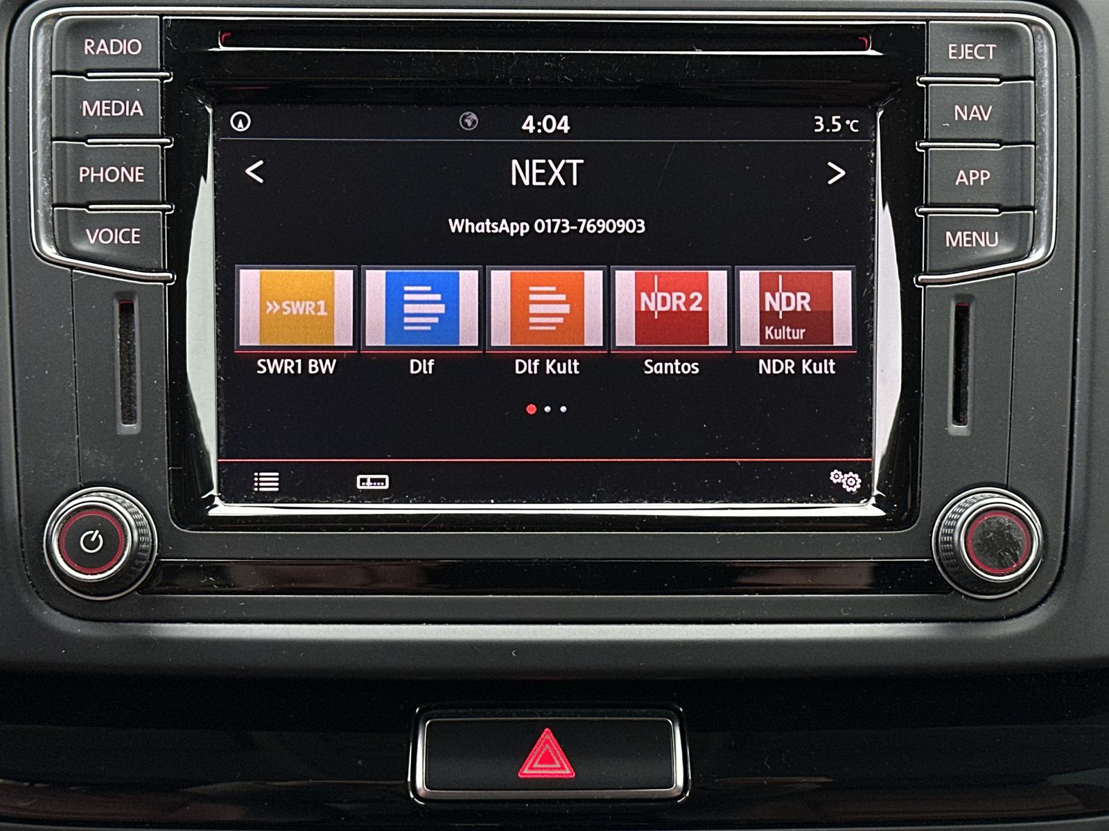 Fahrzeugabbildung Volkswagen Sharan 2.0 TDI DSG 7-Sitzer HL Black NAV+XEN+AHK