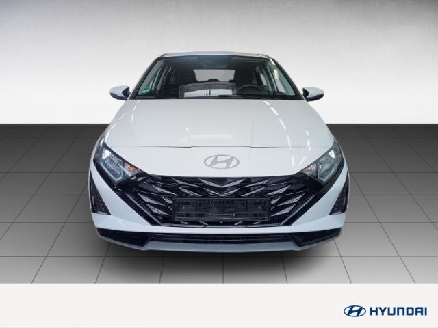 Fahrzeugabbildung Hyundai i20 FL (MY25) 1.0 T-GDI 100 PS Trend, Komfortpak