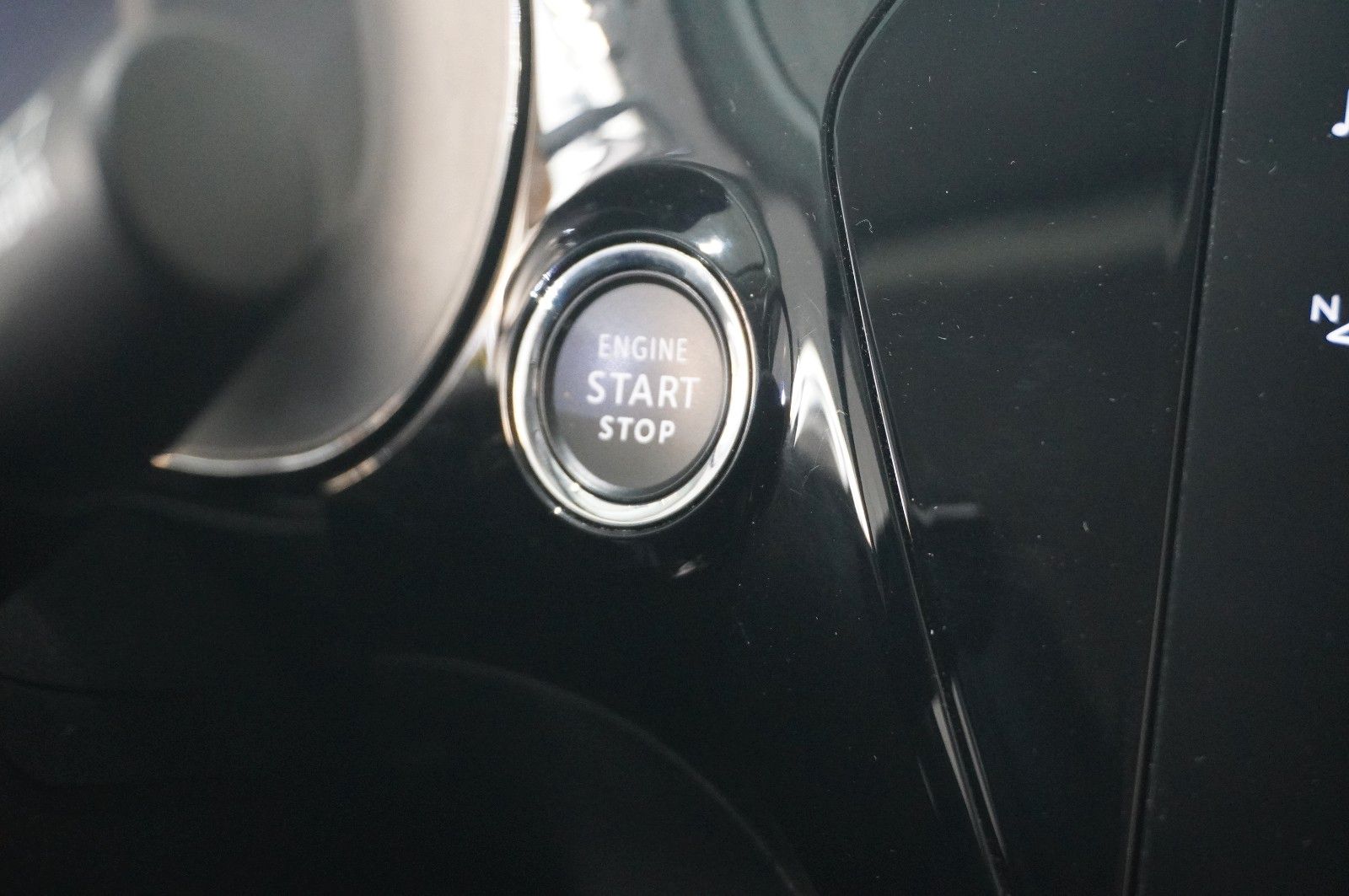 Fahrzeugabbildung Opel Corsa-e ELEGANCE 3-PHASIG NAVI/LED/KAMERA/SH/DAB