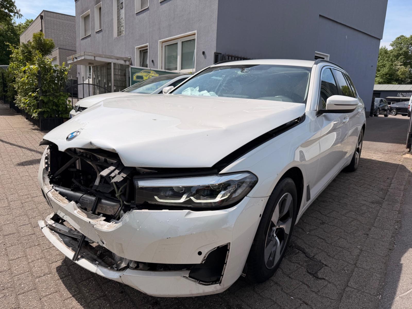 BMW 520d Touring Steptronic FACELIFT LEDER LED