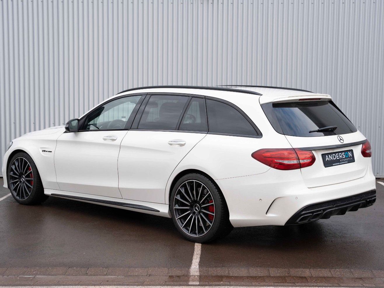 Fahrzeugabbildung Mercedes-Benz C 63S T AMG LED HUD CARBON NIGHT PANO 360°
