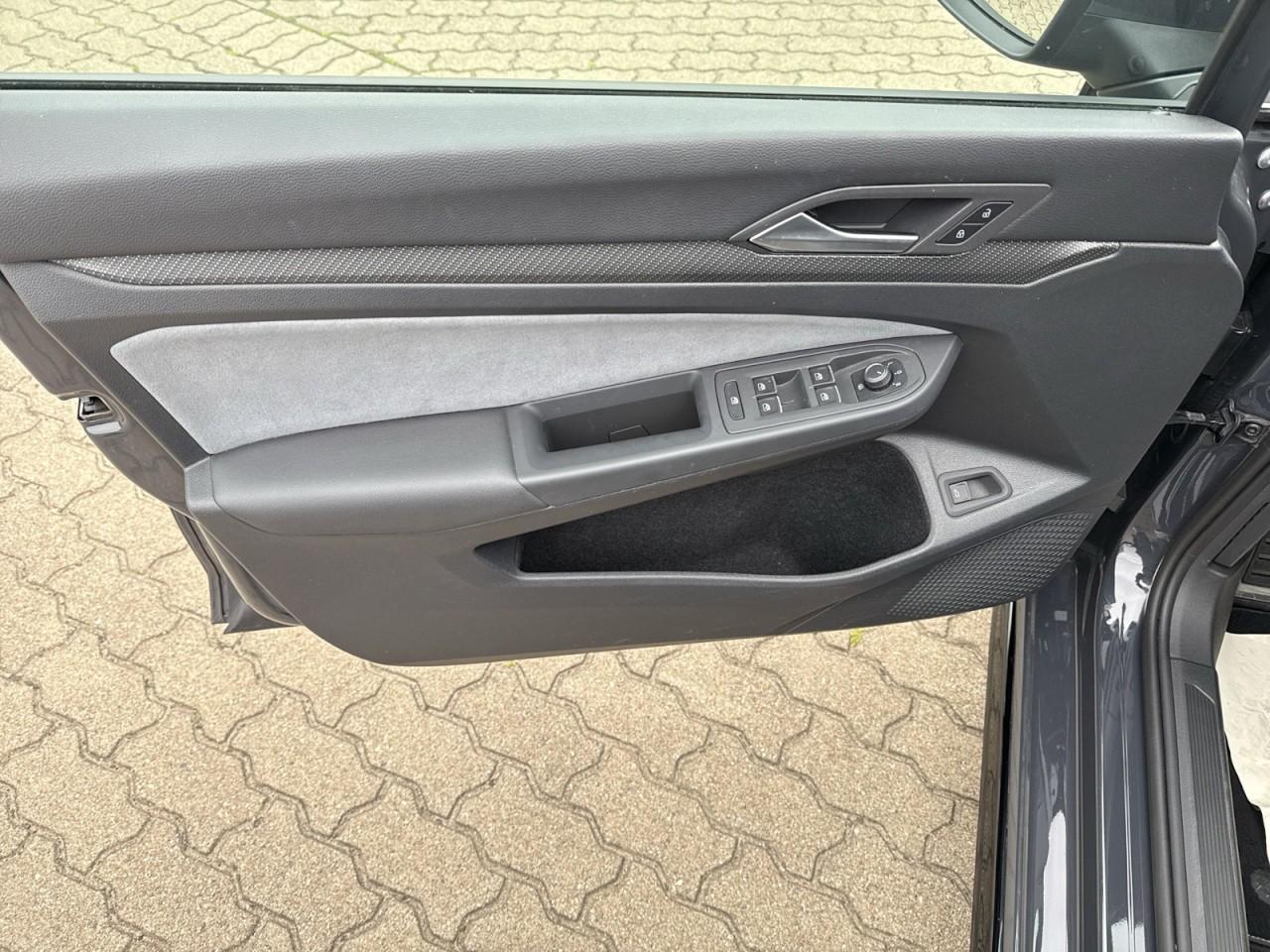 Volkswagen Golf VIII 1.5 TSI R-Line OPF (EURO 6d) Klima, миниатюра 22