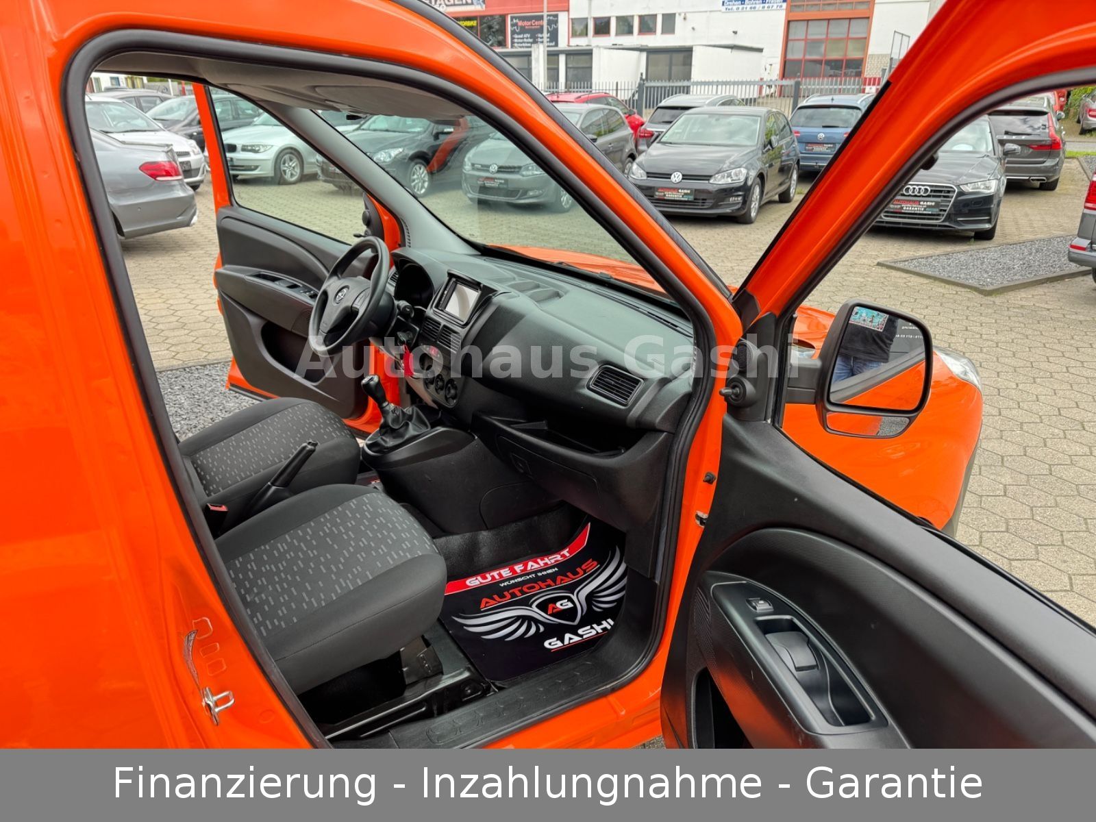 Fahrzeugabbildung Opel Combo 1.3 CDTI *1.HD*Navi*Klima*AHK*L1H1