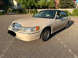 Lincoln Town Car Cartier 4.6 L V8 Leder SHZ Klima TÜV:27 - Lincoln Gebrauchtwagen von 1998