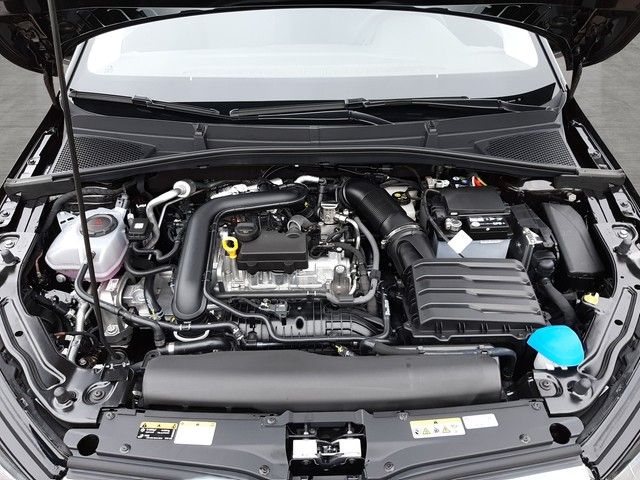 Fahrzeugabbildung Skoda Fabia Tour 1.0TSI DSG AHK Kamera ACC LenkHz