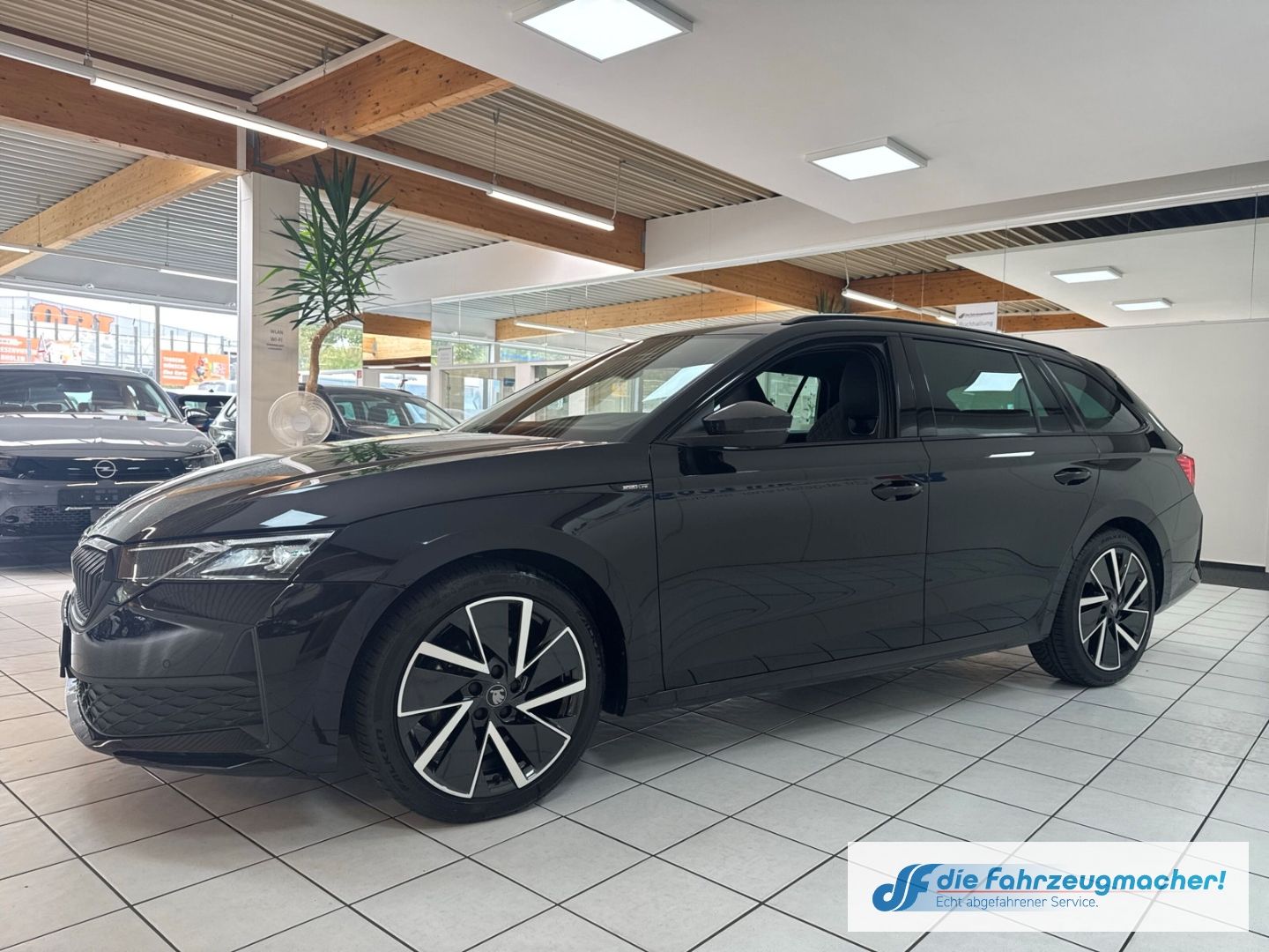 Fahrzeugabbildung SKODA Octavia Combi 2.0 TDI 110 kW Sportline Sportpake