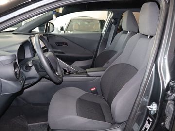 Toyota C-HR - 10