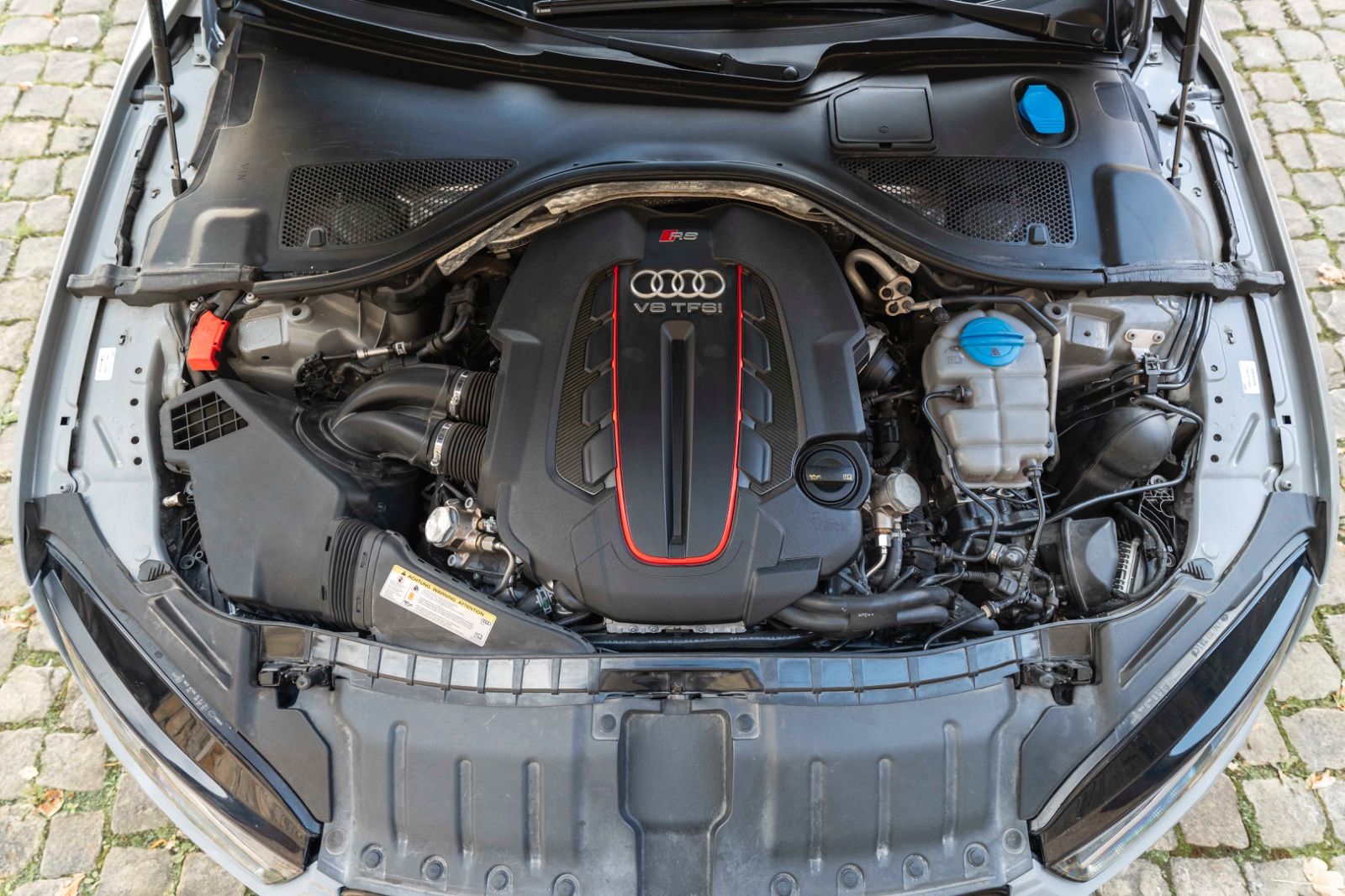 Fahrzeugabbildung Audi RS7 4.0 TFSI quattro PERFORMANCE BOSE HUD KAM