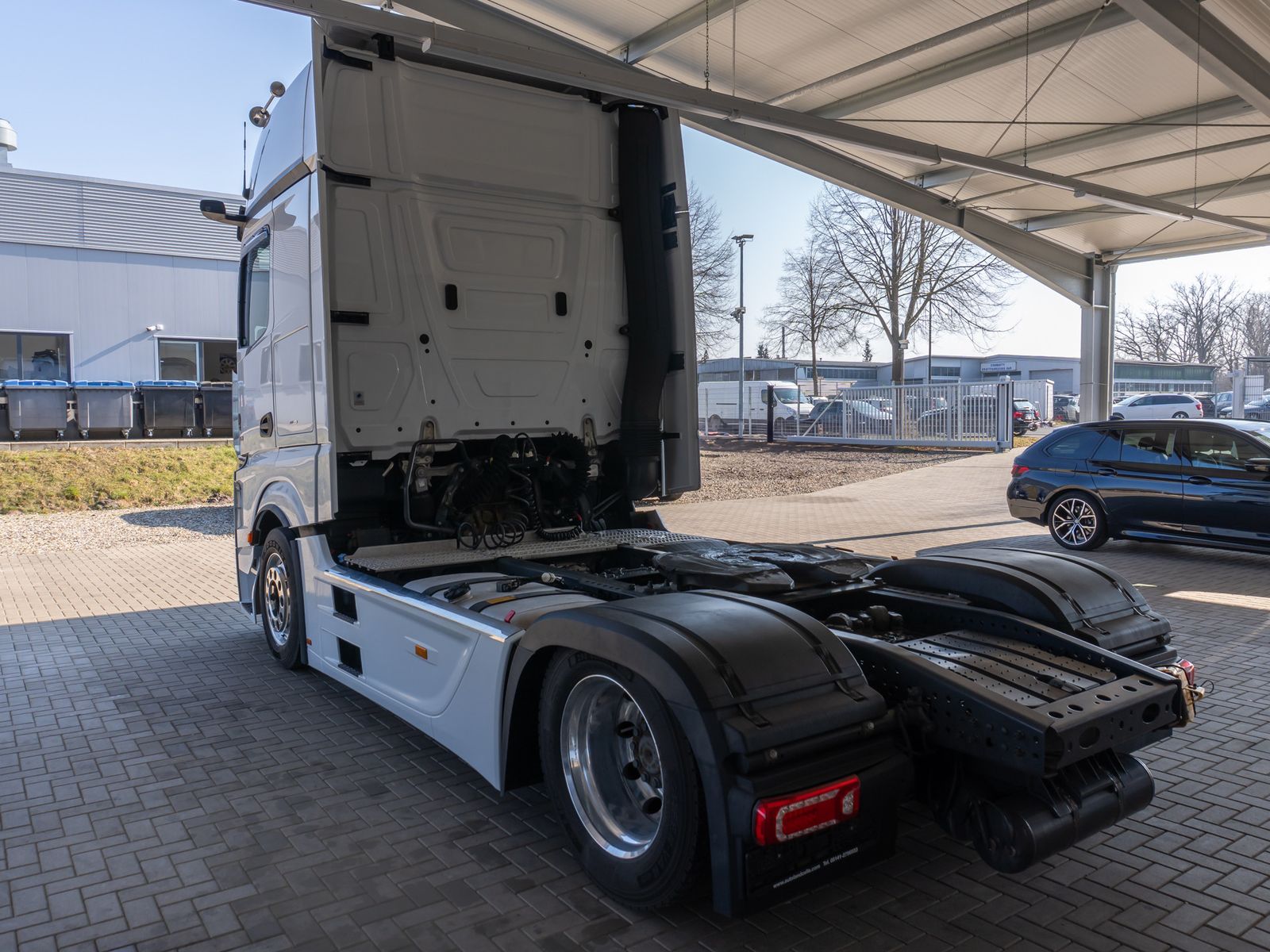 Fahrzeugabbildung Mercedes-Benz Actros 1853 LSnR LowLiner Style-Line NeuReifen