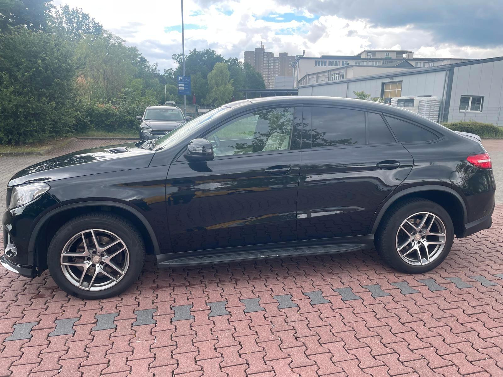 Mercedes-Benz GLE 350 GLE Coupe GLE 350 d 4Mati  AMG Line Pano