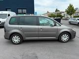 Volkswagen Touran Highline Klima Tempomat SHZ - Volkswagen Touran aus 2006: Highline
