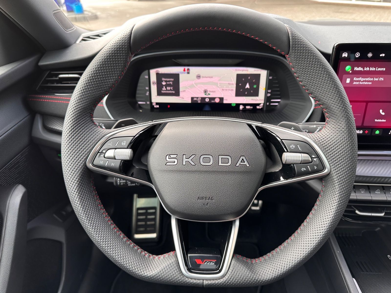 Fahrzeugabbildung SKODA Octavia RS Combi 2.0 TSI Pano/360°/Matrix/ACC