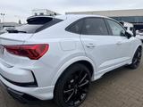 Audi RS Q3 2.5 TFSI quattro/Neuwertig - Audi RSQ3 mit Panoramadach