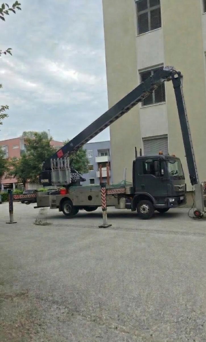 MAN mit Klaas Kran TSR 27/32 mit Bühne , kein Böcker