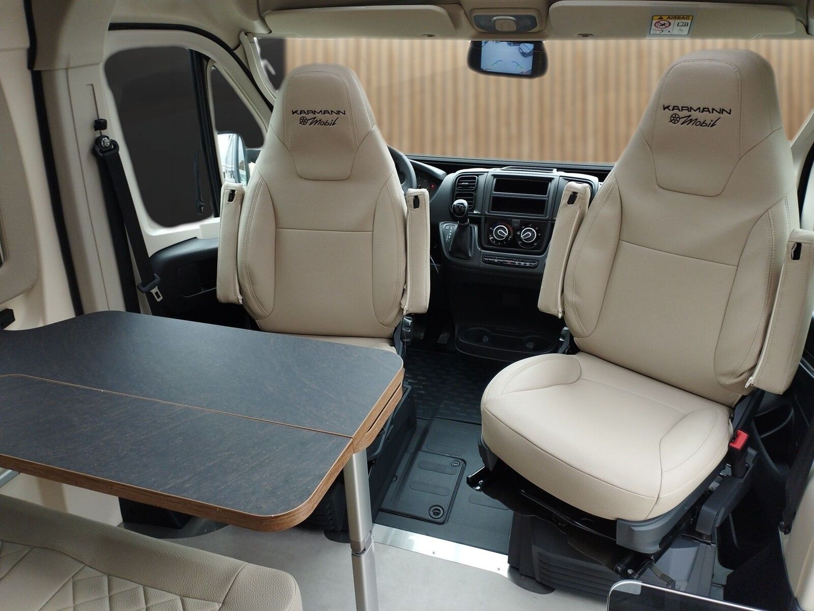 Fahrzeugabbildung Karmann Dexter DE 580 140 PS, Automatik, Alu-Felgen