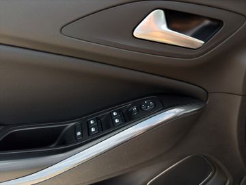 Opel Grandland (X) - 11