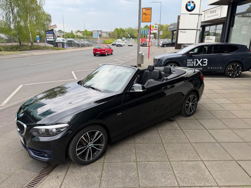 Image of BMW 218