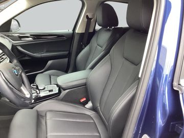 BMW X4 - 11