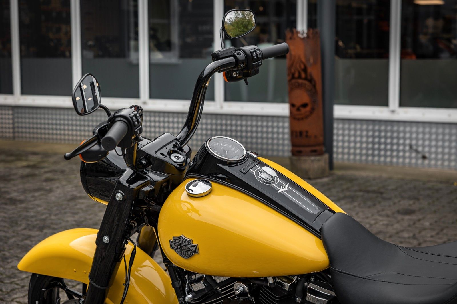 Fahrzeugabbildung Harley-Davidson ROAD KING SPEC. FLHRXS 114ci  SOFORT VERFÜGBAR