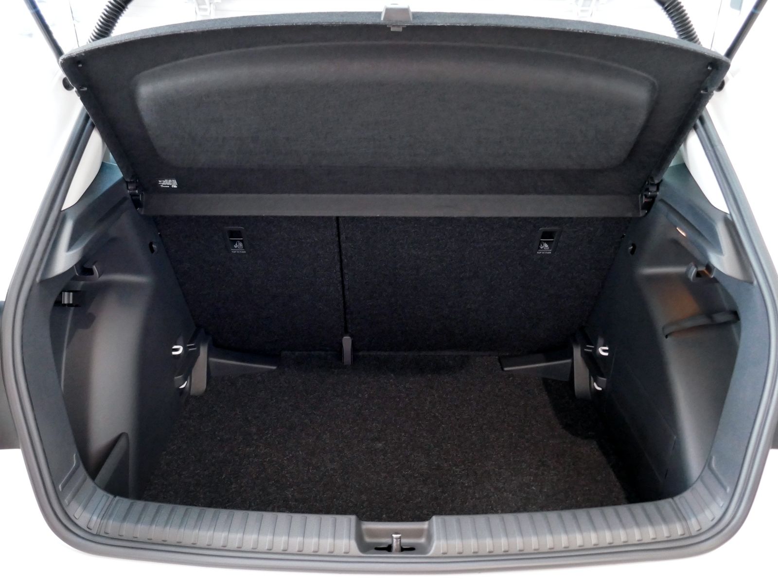 Fahrzeugabbildung SKODA Fabia  Selection 1.0 MPI | LED PDC GRA App