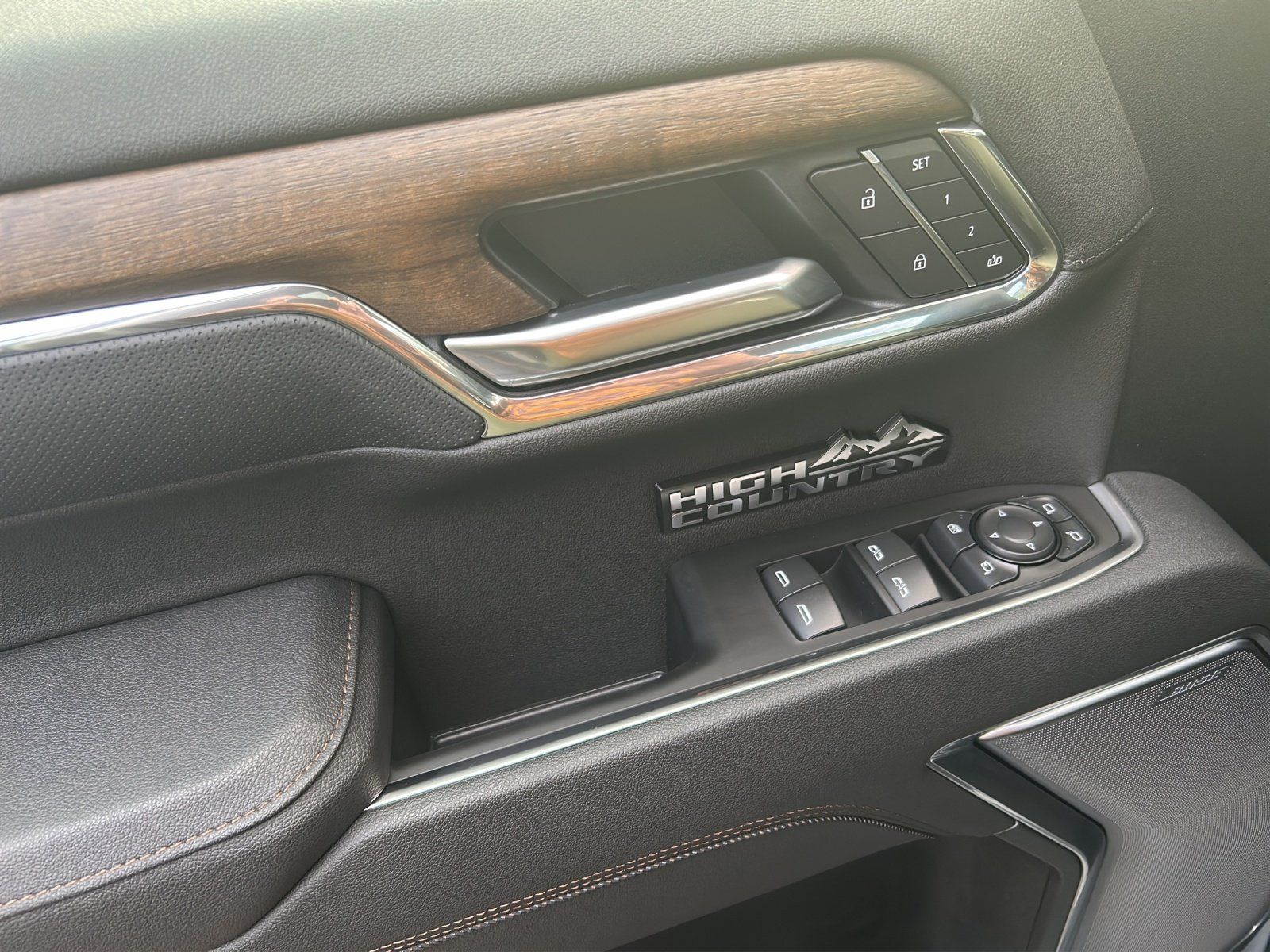 Fahrzeugabbildung Chevrolet Silverado High Country Duramax/AHK 3500 KG/SHD