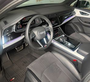 Audi Q7 - 7