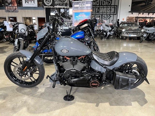 Fahrzeugabbildung Harley-Davidson FXDRS 114cui Custom Umbau