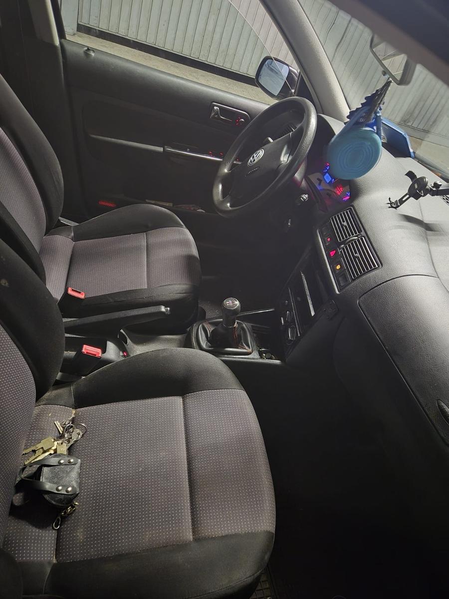 Volkswagen Golf 2005 — photo 6