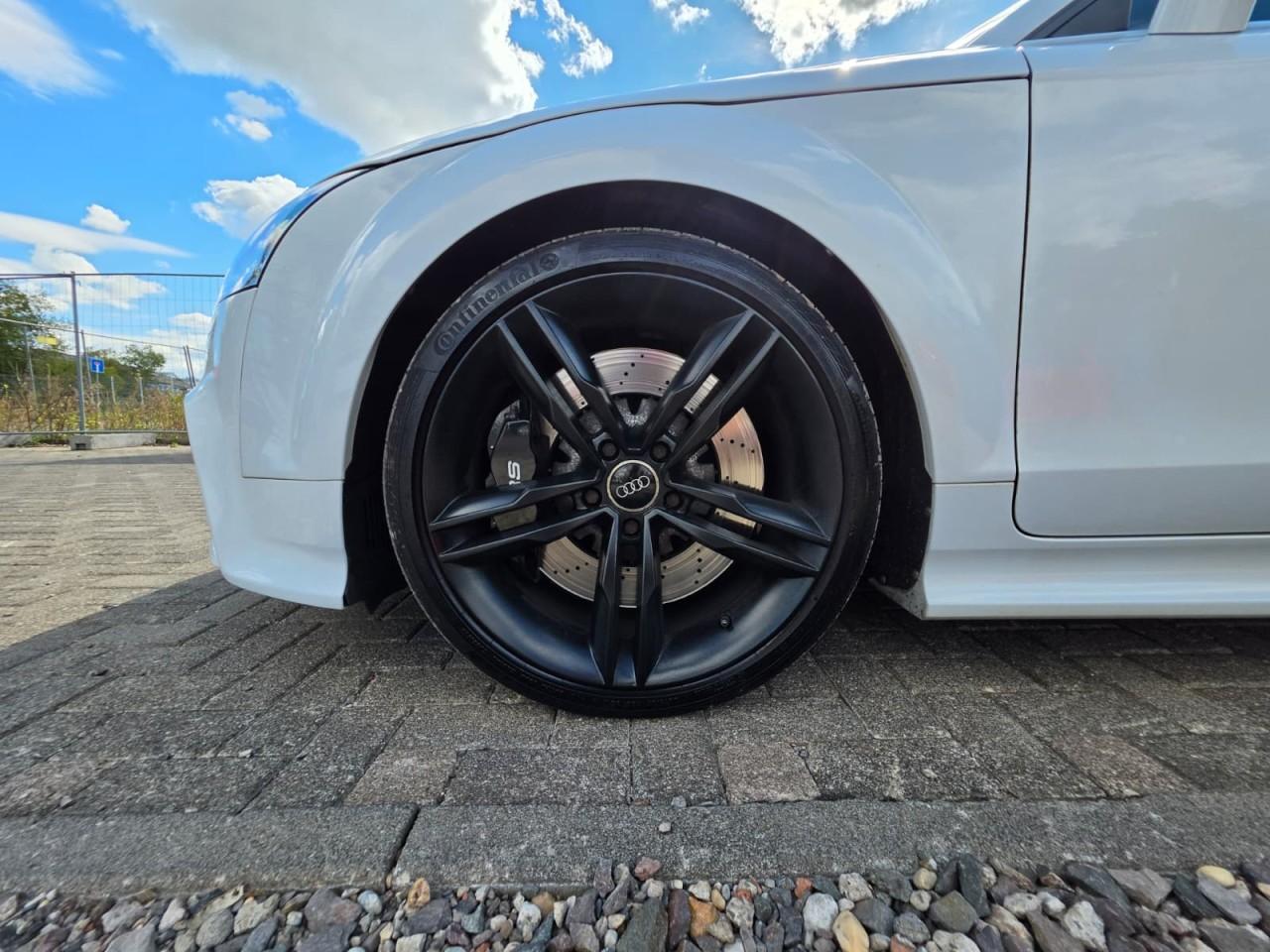 Audi TT RS Couper 2.5TFSI QUATTRO RS-SITZE BOSE NAVI