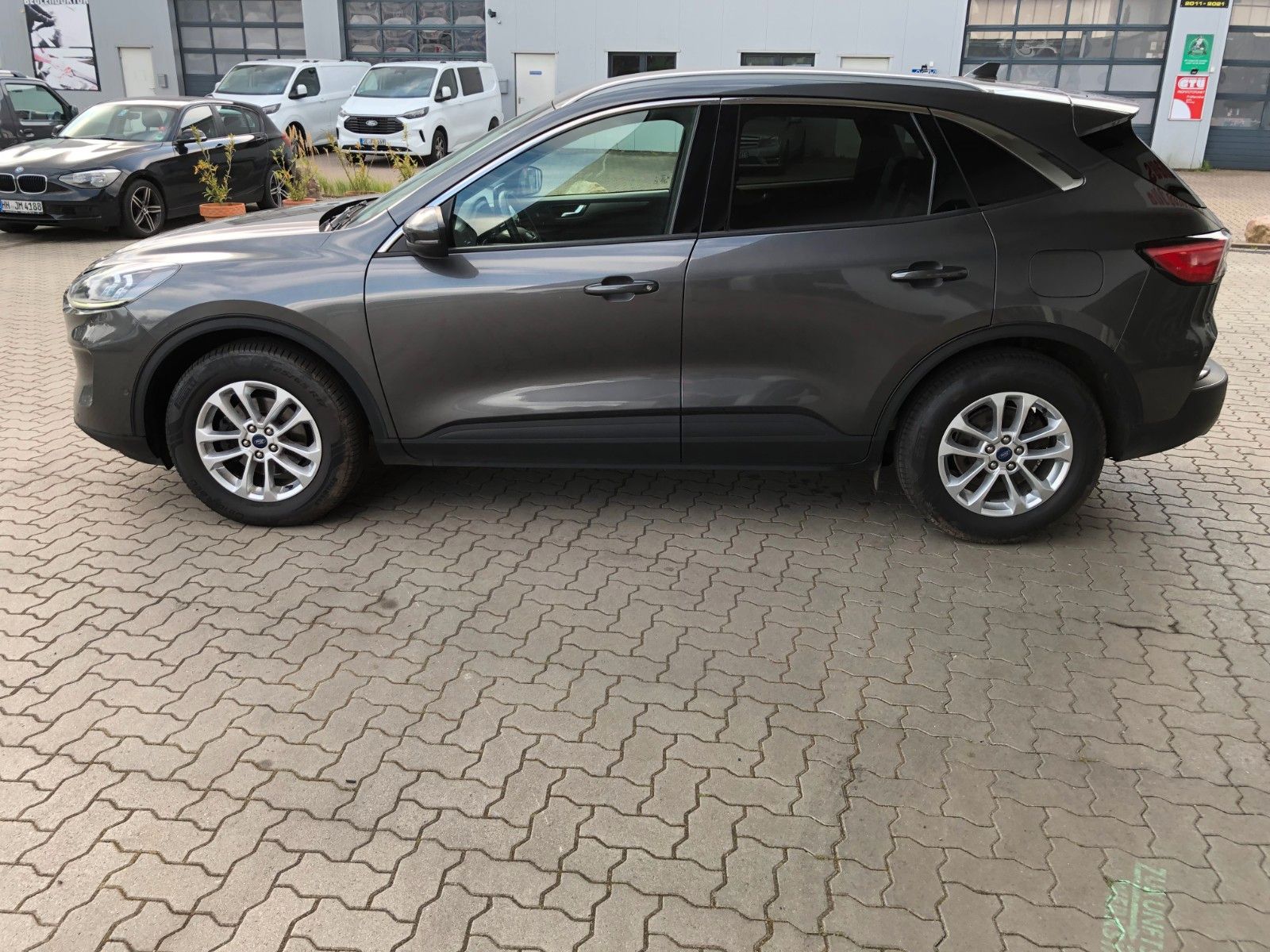 Fahrzeugabbildung Ford Kuga Titanium X Automatik