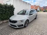 Skoda Octavia 2.0 TSI DSG RS60 Combi RS - Skoda Octavia RS60 mit Benzin-Antrieb