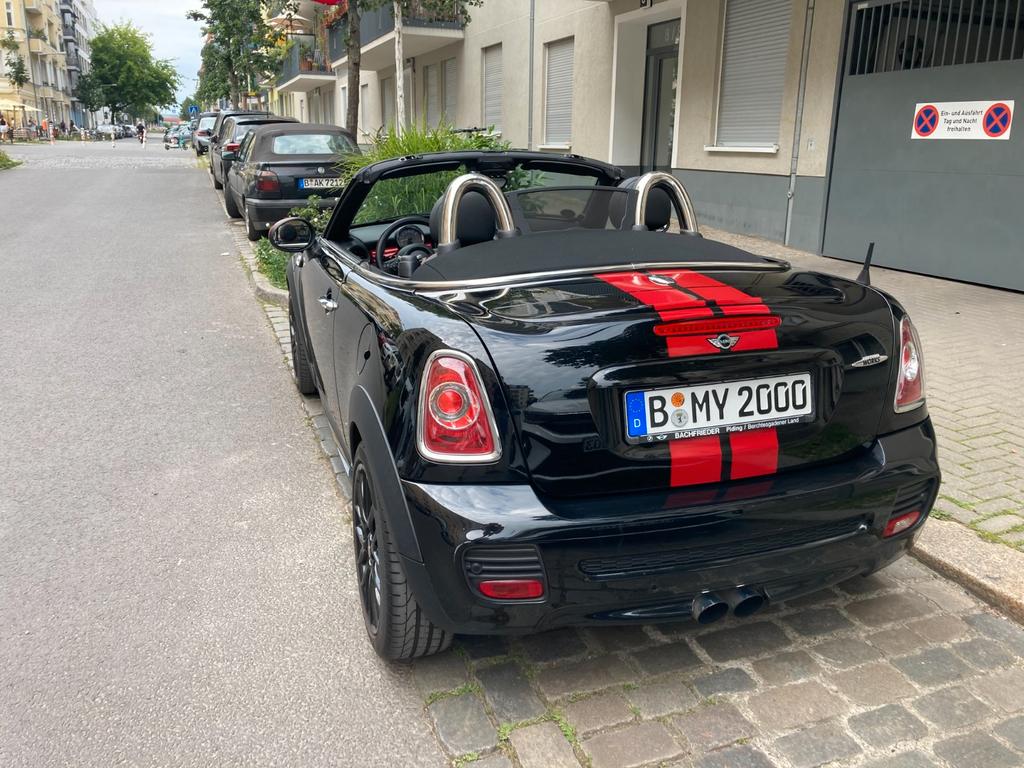 MINI John Cooper Works Roadster