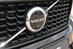 Fahrzeugabbildung Volvo XC40 B4 AWD Ultimate Dark DCT*STDHZG*360°*ACC