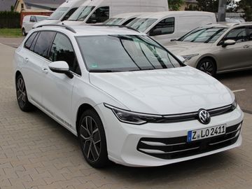 Volkswagen Golf VIII Variant 1.5 eTSI 110 kW Style KLIMA LE